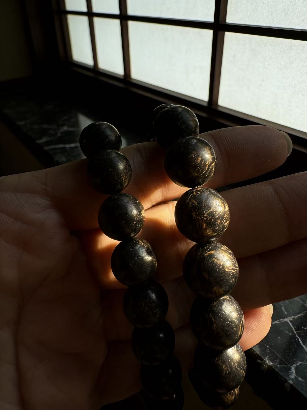 Black Gold Harmony - Incense Bead Bracelet
