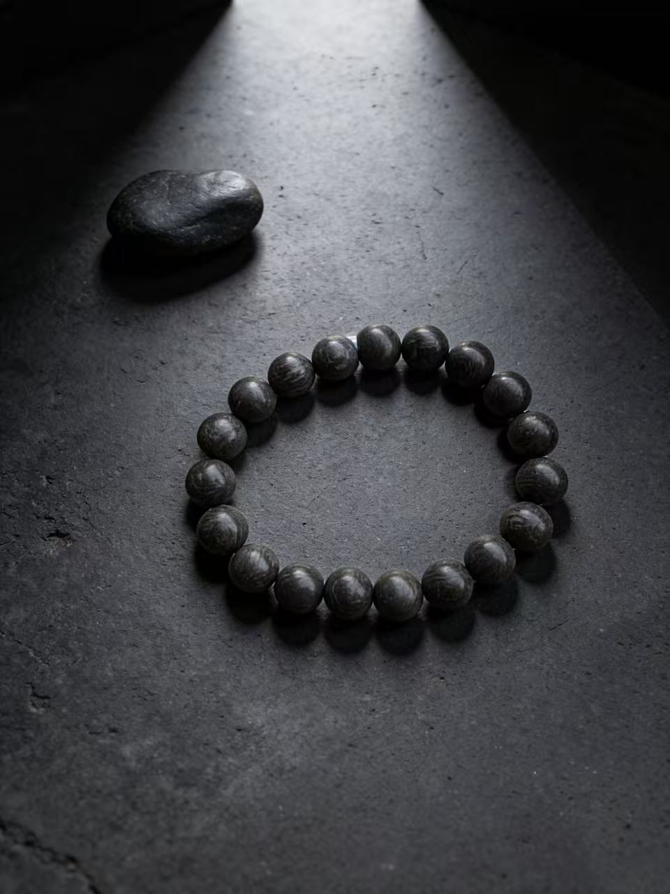 Dark Tortoise - Bead Bracelet