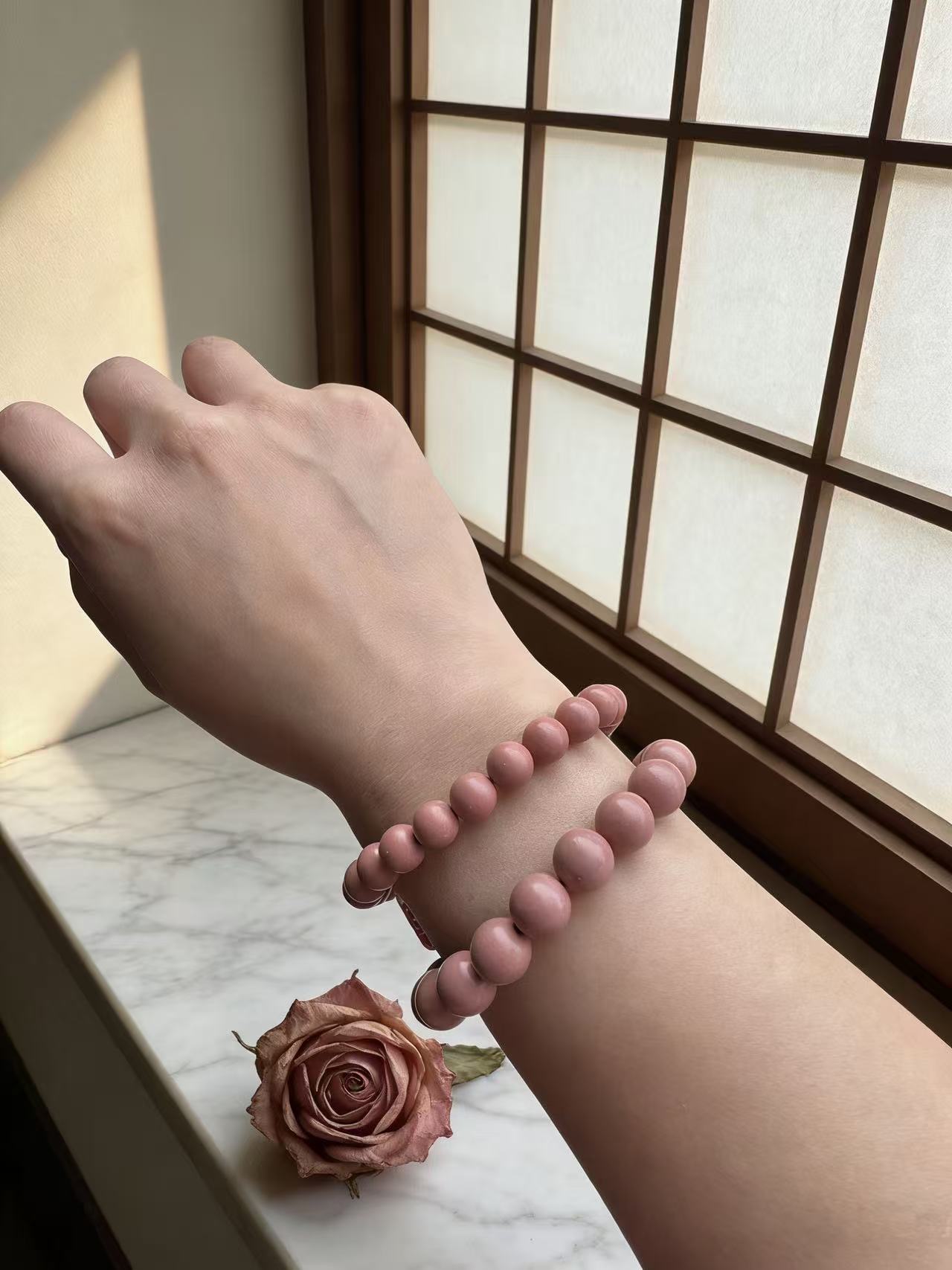 Rouge Blossom - Bead Bracelet